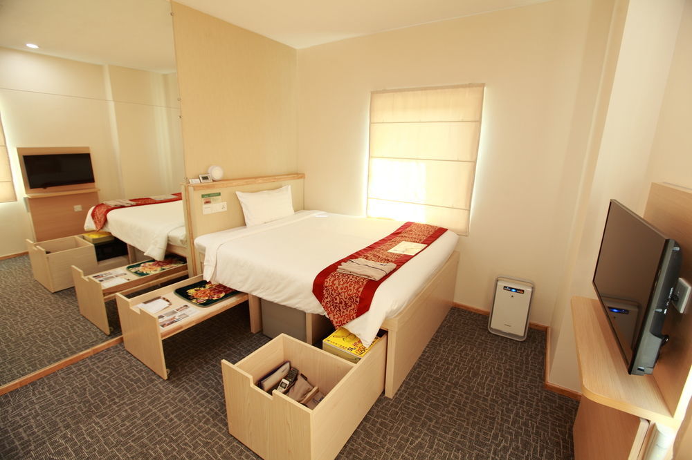 Super Hotel Yangon Luaran gambar