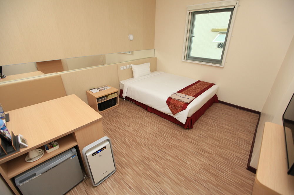 Super Hotel Yangon Luaran gambar