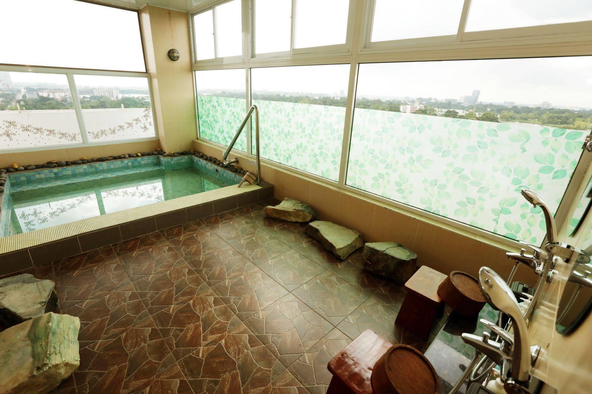 Super Hotel Yangon Luaran gambar
