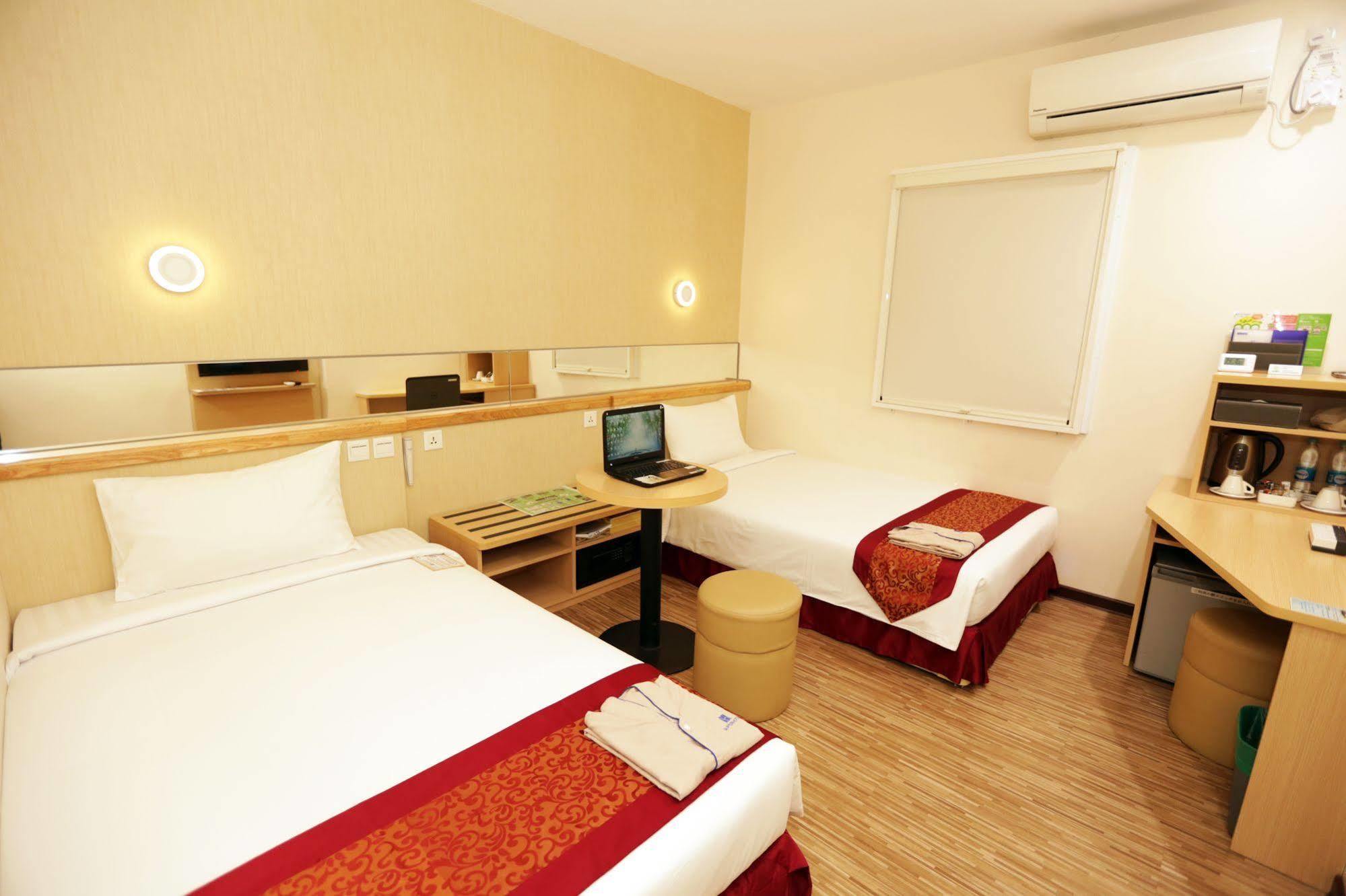 Super Hotel Yangon Luaran gambar
